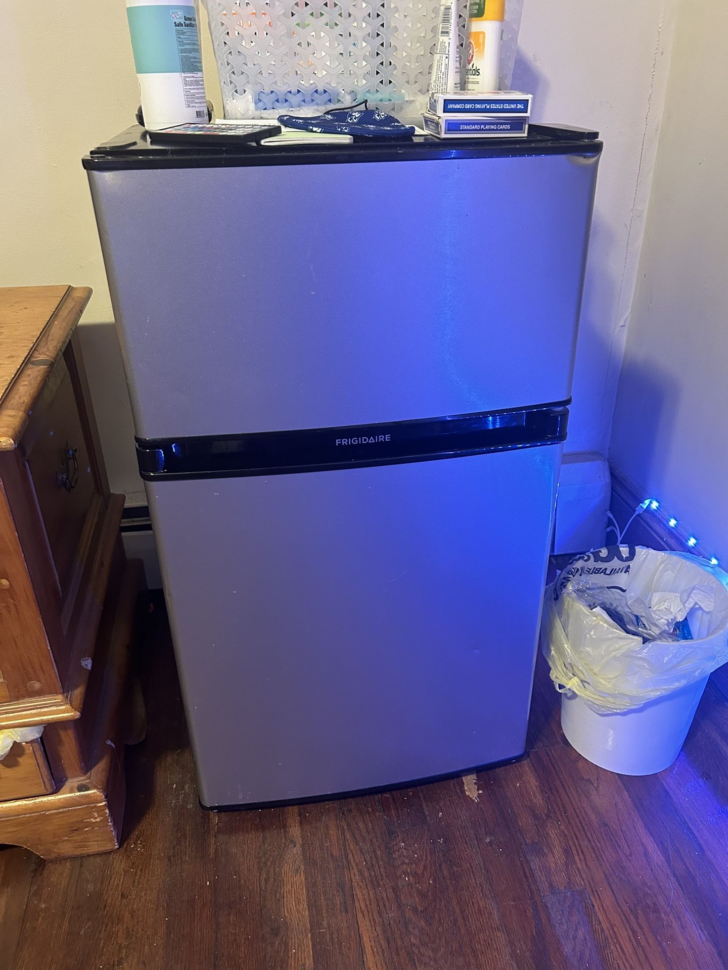 Mini Fridge/Freezer
