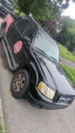 2004 Ford Explorer