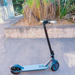 Electric Scooter, 350W/500W, 8.5"/10" Tires, 12/21/28 Miles Range, 16/19/22Mph, Folding E-Scooter with Dual Braking Original price $450 sale for $250 
