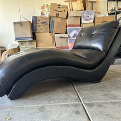 Black Leather Lounger Sofa