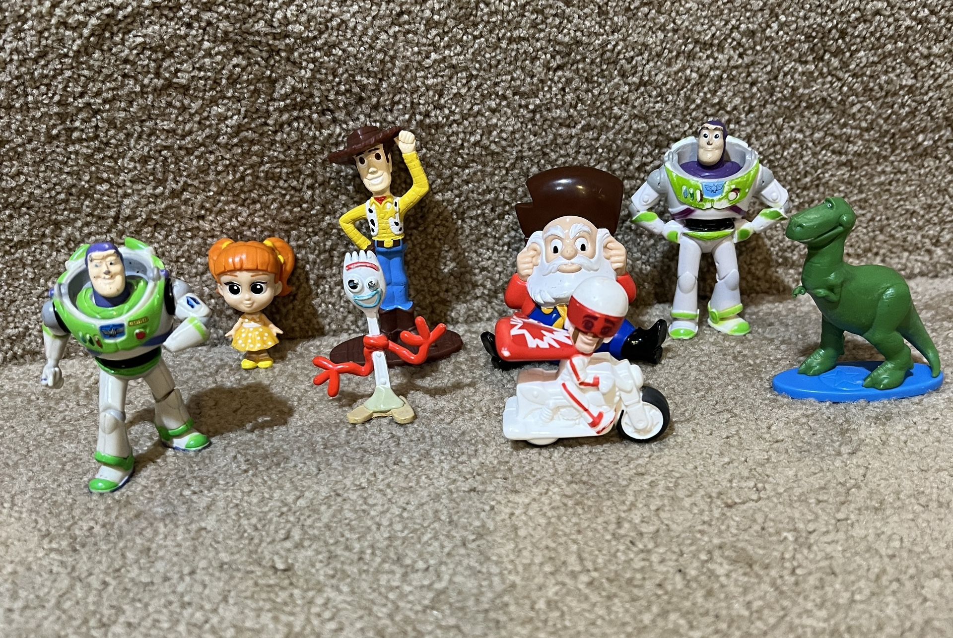 Disney Toy Story Lot of 8 figures 3-5” Woody Buzz Pete Gabby Forky Rex Duke pvc