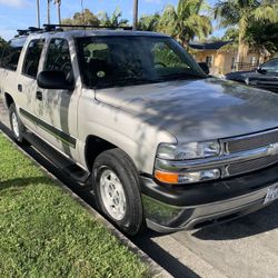 2004 Chevy Suburban 