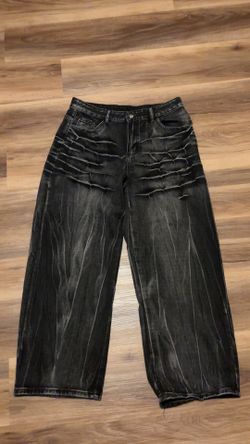 black baggy jeans