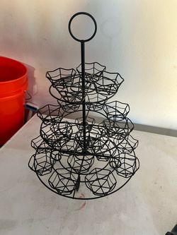 Spiderweb cupcake tier