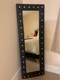 Standing full body mirror