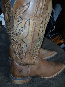 *Ariat Brown Square Toes SZ10