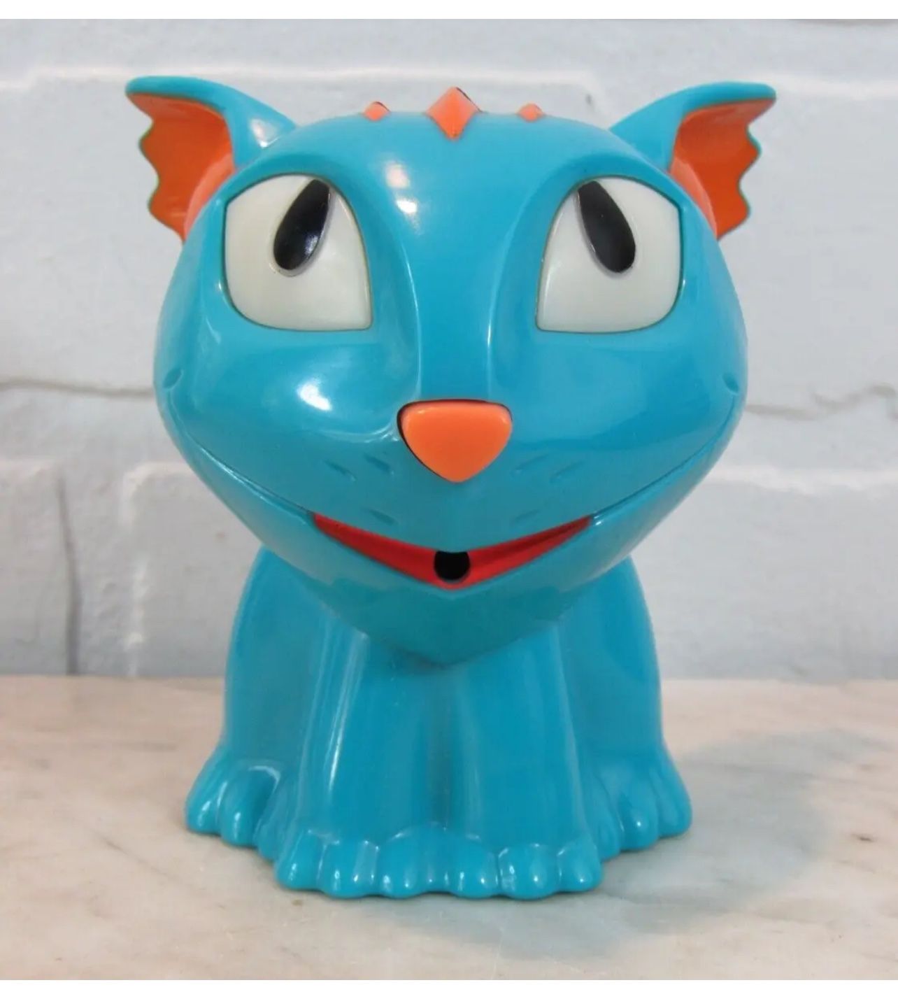 Magic Jinn Hasbro Pawtucket 2013 Blue Cat 20 Question Animal Guessing Game Works