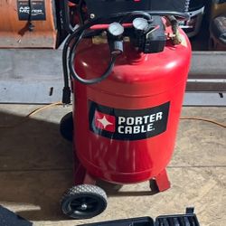 PORTER CABLE 20 GAL. AIR COMPRESSOR 