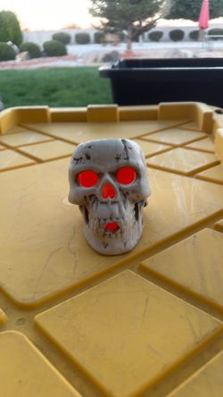 Light-Up Halloween Skull Decoration