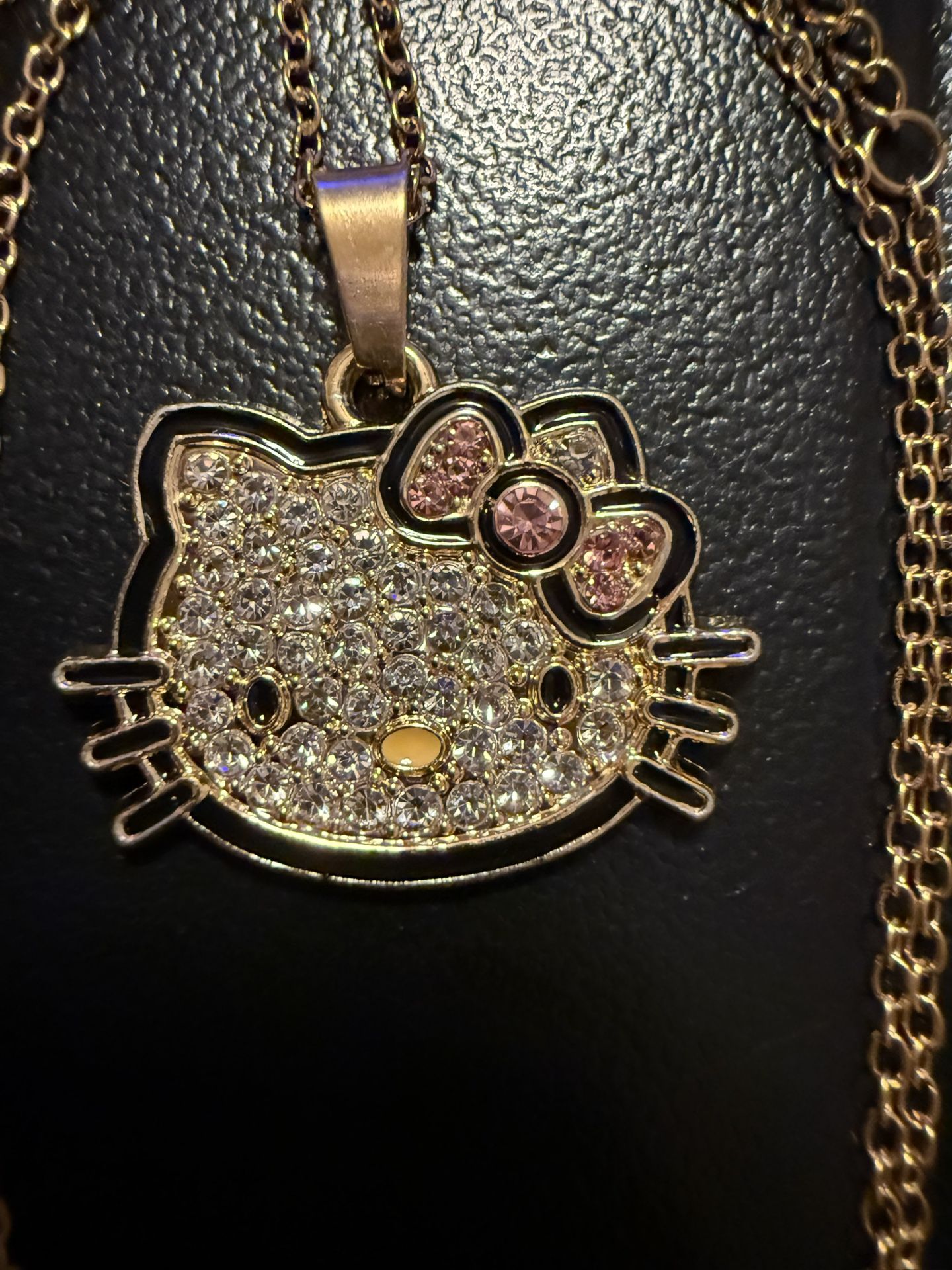 Take Your Pick 7$ Each Or Two For 12$