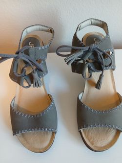JBU by Jumbu Dark Grey Suade Womens Shoes Size 8 1/2