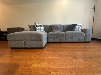 Sectional couch
