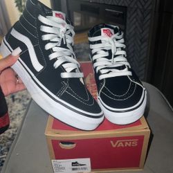 Vans High Top Black/white Size 3.5y