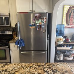  Maytag Stainless Steel Bottom Freezer Refrigerator – Clean & Working 