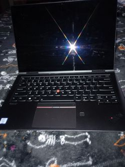 The Lenovo ThinkPad X1 Yoga Gen 5 is a premium 14-inch 2-in-1 convertible ultrabook featuring 10th Gen Intel Core processors, garaged stylus support, 