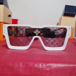 Louis Vuitton Sunglasses 