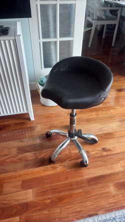 Adjustable, roller chair