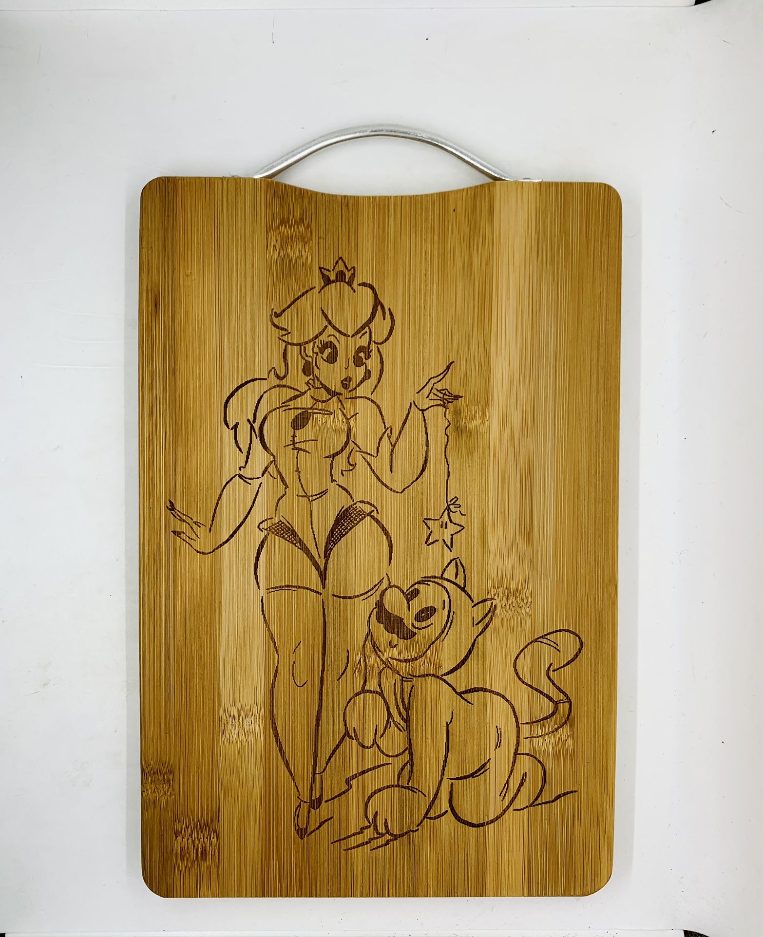 Sexy peach laser engraved bamboo high quality cuttingboard pop gift