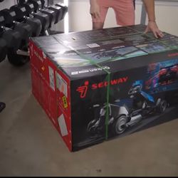 6571857 Segway Go kart pro 2 15.5 range and 26.7mph 