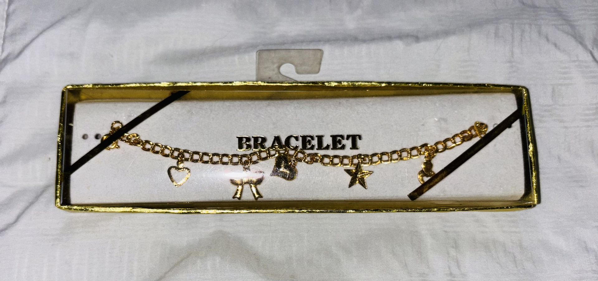 Super Cute! Brand New Faux Gold Chain Bracelet With Charms - New In Box! - A Great Xmas Gift! Approx. 6β