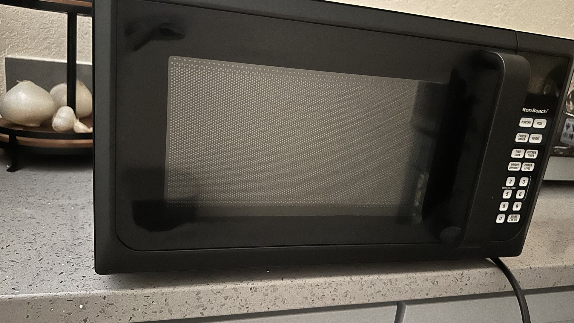 Microwave- Hamilton Beach