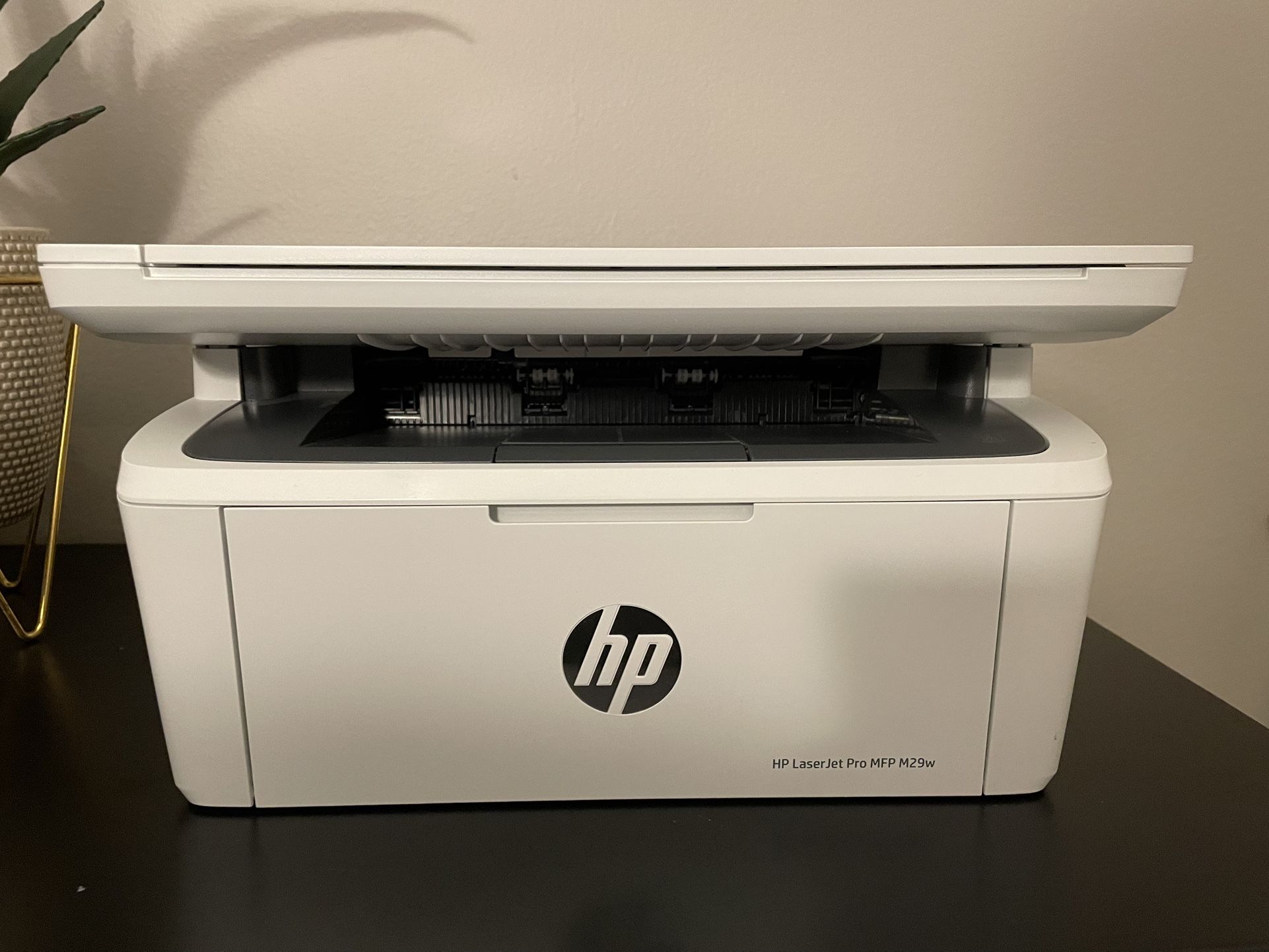 HP LaserJet Pro MFP M29w Wireless All-in-One Printer – Excellent Condition