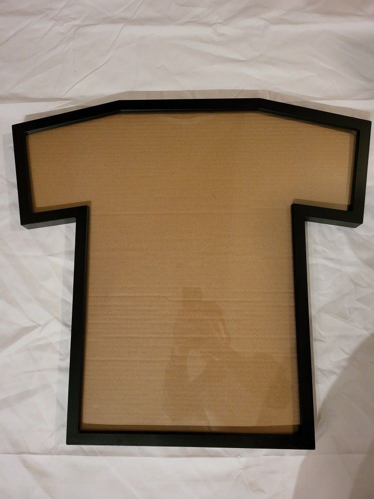 Small Shirt Displayer