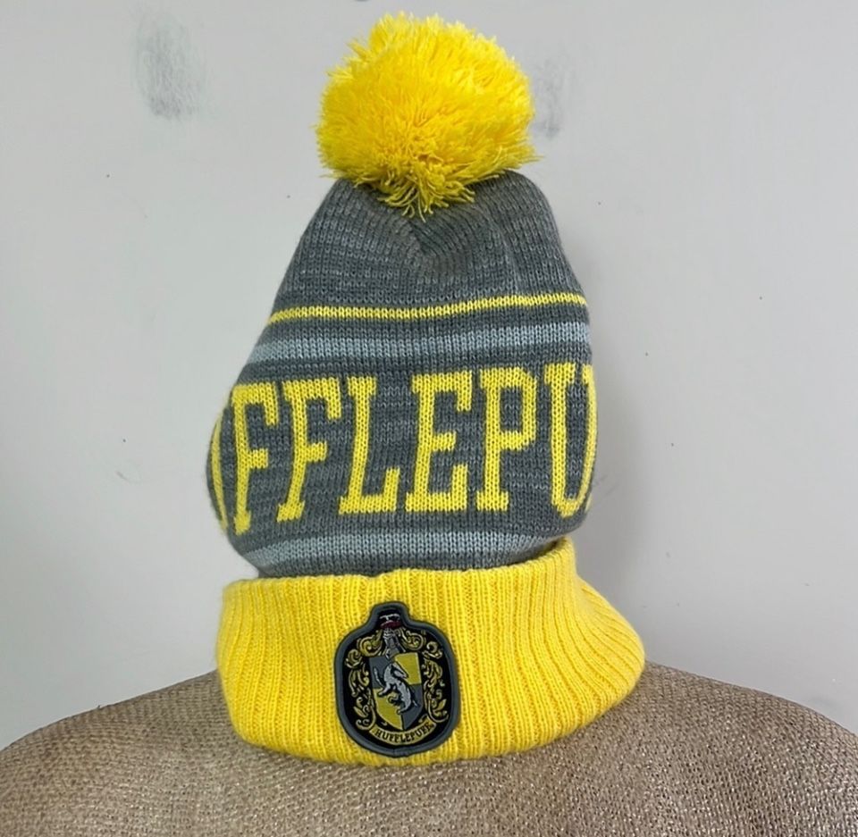 Hufflepuff Tabagon Harry Potter Hat One Size