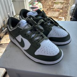 Nike Dunks