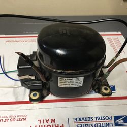 small refrigerator / water cooler compressor