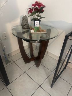 Living room glass side tables n coffee table