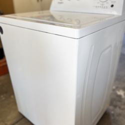 Whirlpool Washer 3.8 Cuft New  Free Delivery 
