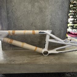 2004 Supercross BMX EVO Pro XXL Frame | White