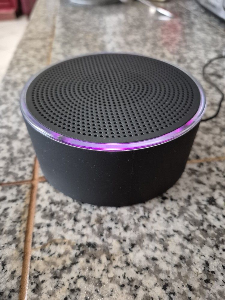 Wireless Light-Up speaker bluetooth