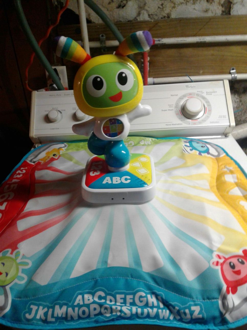 Kids light up mat