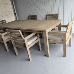 Outdoor patio 9 piece dining set, table with 8 chairs 