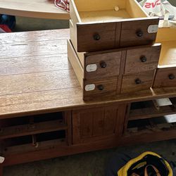 Table with drawers 