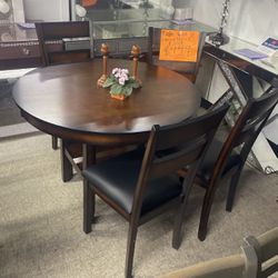 Dining Table W/ 4 Chairs On Sale Scratch And Dent $349 Or $49 Initial Payment 