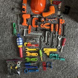 Kids pretend  Tool Set And Small Work Bench $20