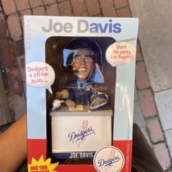 joe davis bobble head
