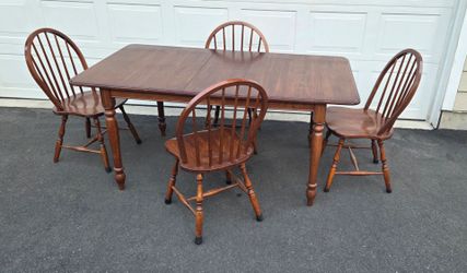 Wood dining table w/4 chairs