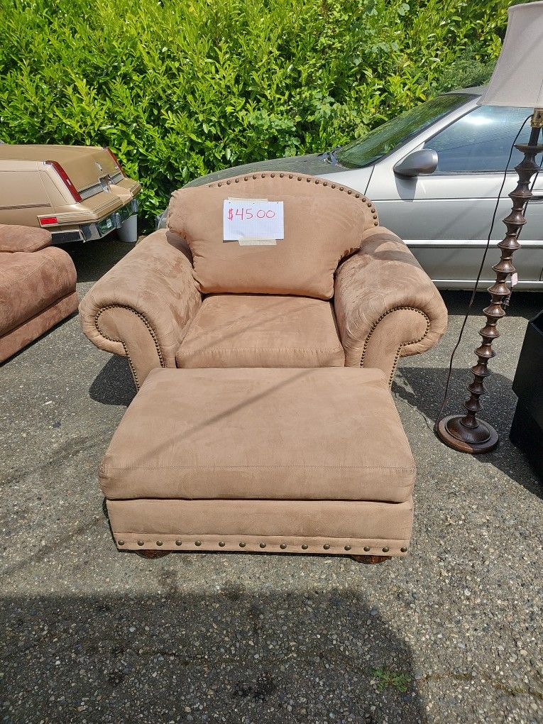 Suede Chair W/ottoman