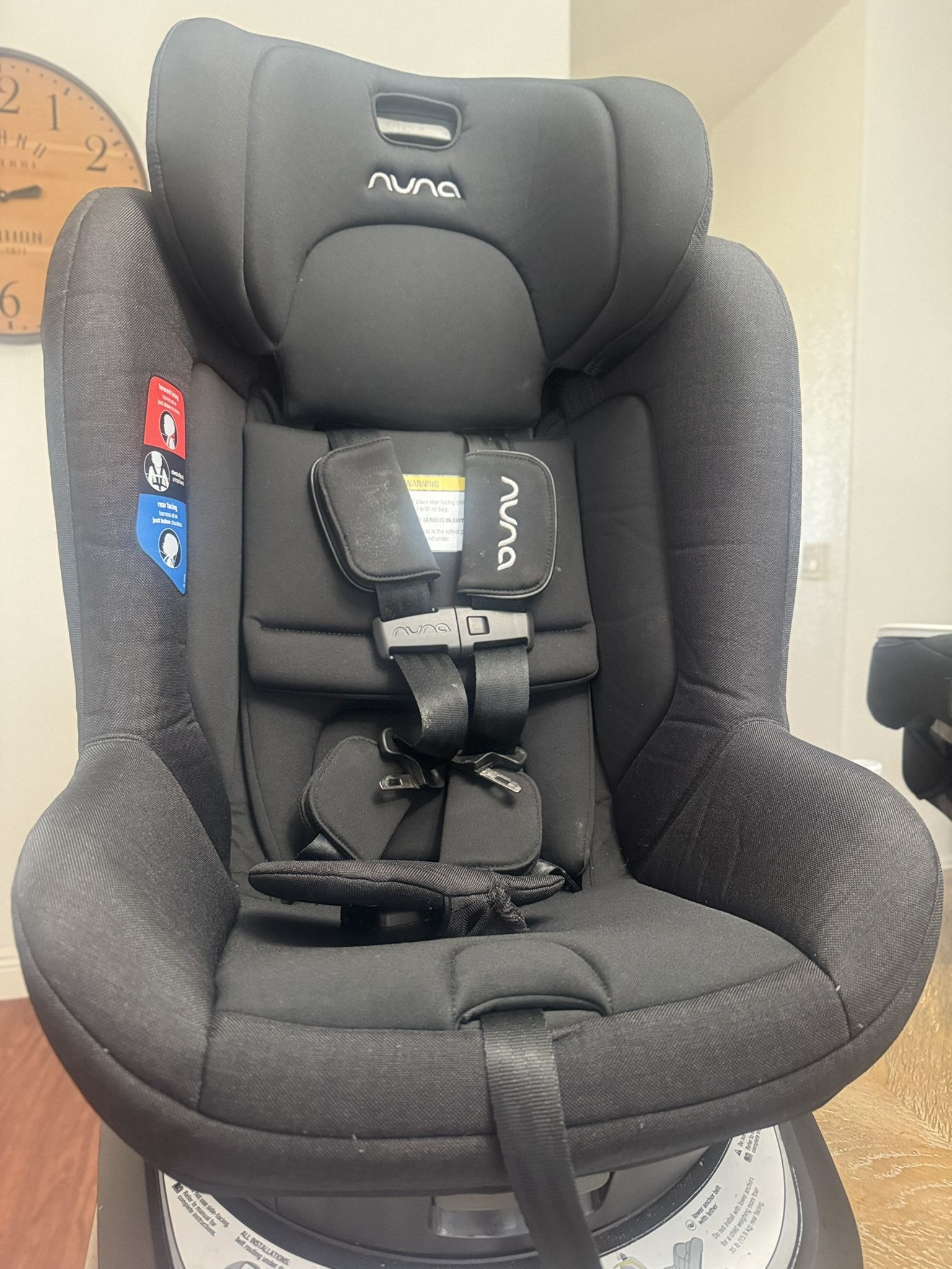 Nuna revv rotating carseat