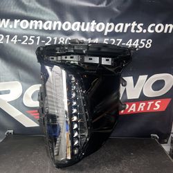 2024-2026 Cadillac Escalade Headlight