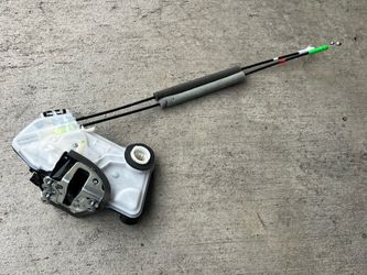 2022 - 2024 TOYOTA COROLLA CROSS RIGHT PASSENGER SIDE DOOR LOCK LATCH ACTUATOR OEM