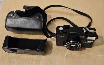 Minolta Hi-Matic AF2 35mm Film Camera 38mm f/2.8 w/ Case
