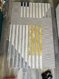 West Elm rug, excellent condition, with carpet pad