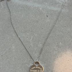 Tiffany & Co. Return to Tiffany Heart Tag Pendant