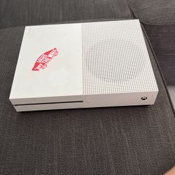 TRADES ONLY-Xbox One S