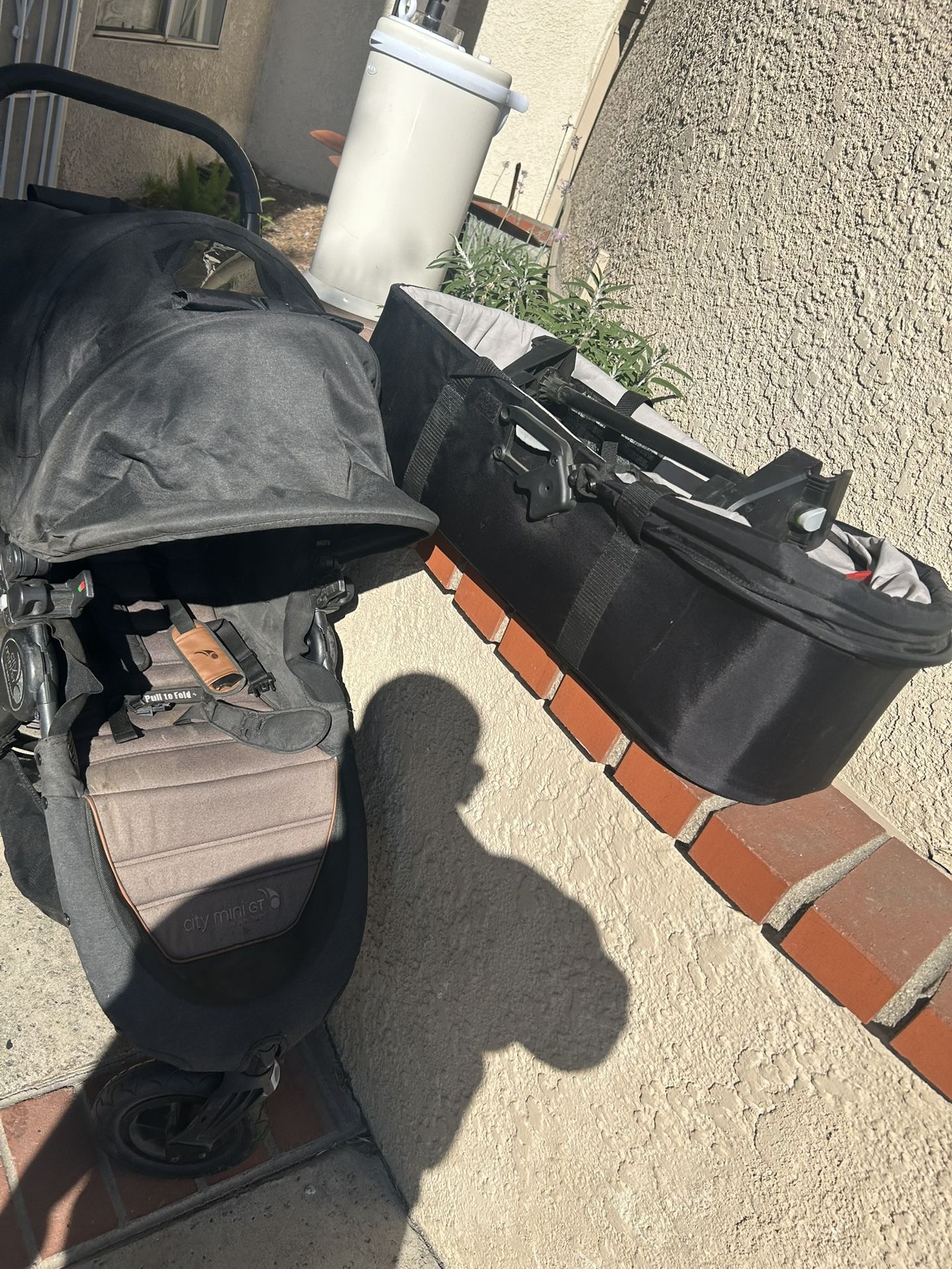 Jogging Stroller With Bassinet